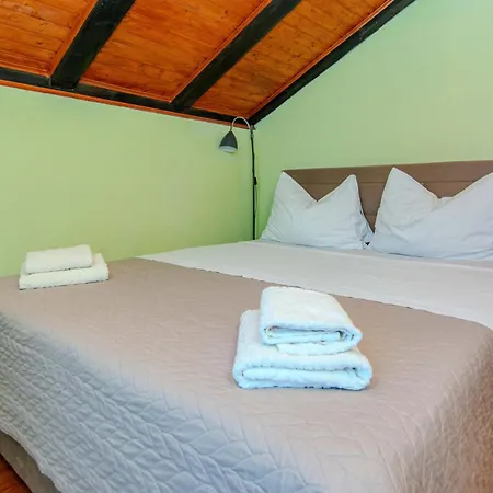 Annamaria Ploce (Zadar)