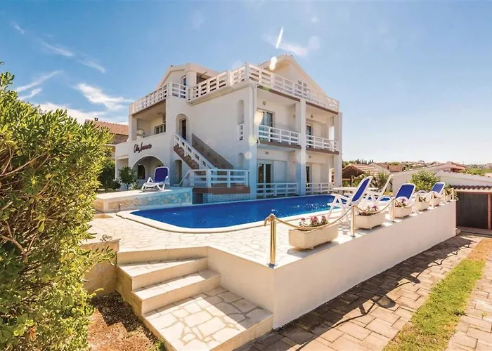 וילה Annamaria *