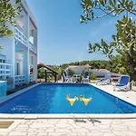 וילה Annamaria