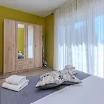 Annamaria זאדאר