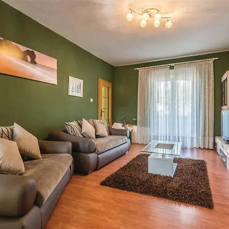 Annamaria Villa