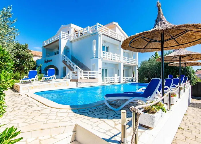 Annamaria Вилла Задар